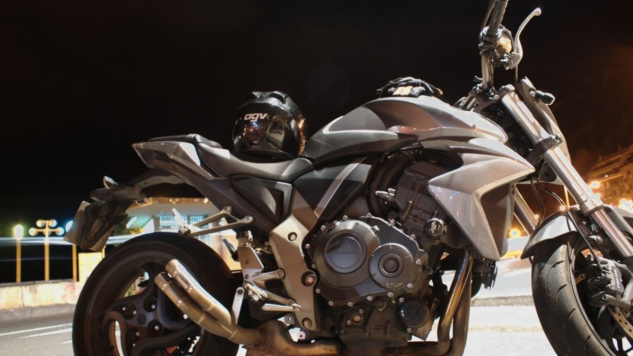 Como calibrar o pneu da moto pressao correta